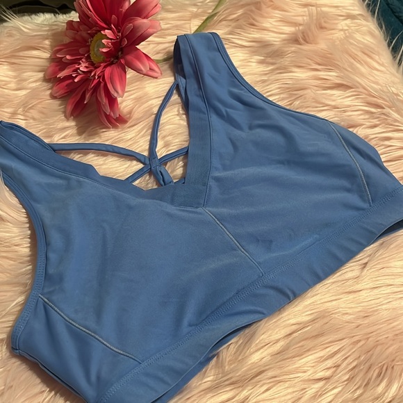 Nike/Victoria Sport/Avia Sports Bra bundle ALL LARGE - Picture 5 of 9